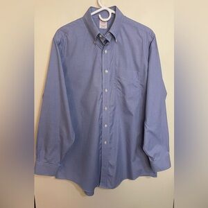 Brooks Brothers Men’s 100 % Cotton Non-Iron Button Down Shirt Size 16 - 33